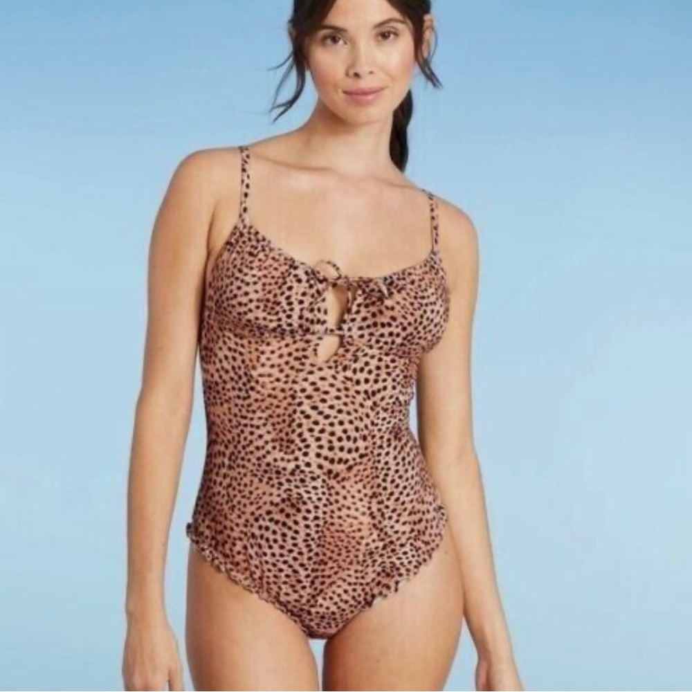 Shade & Shore Leopard Print One-Piece Swimsuit size M